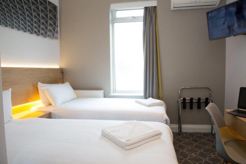 Comfort Inn & Suites Kings Cross St. Pancras Лондон Екстер'єр фото